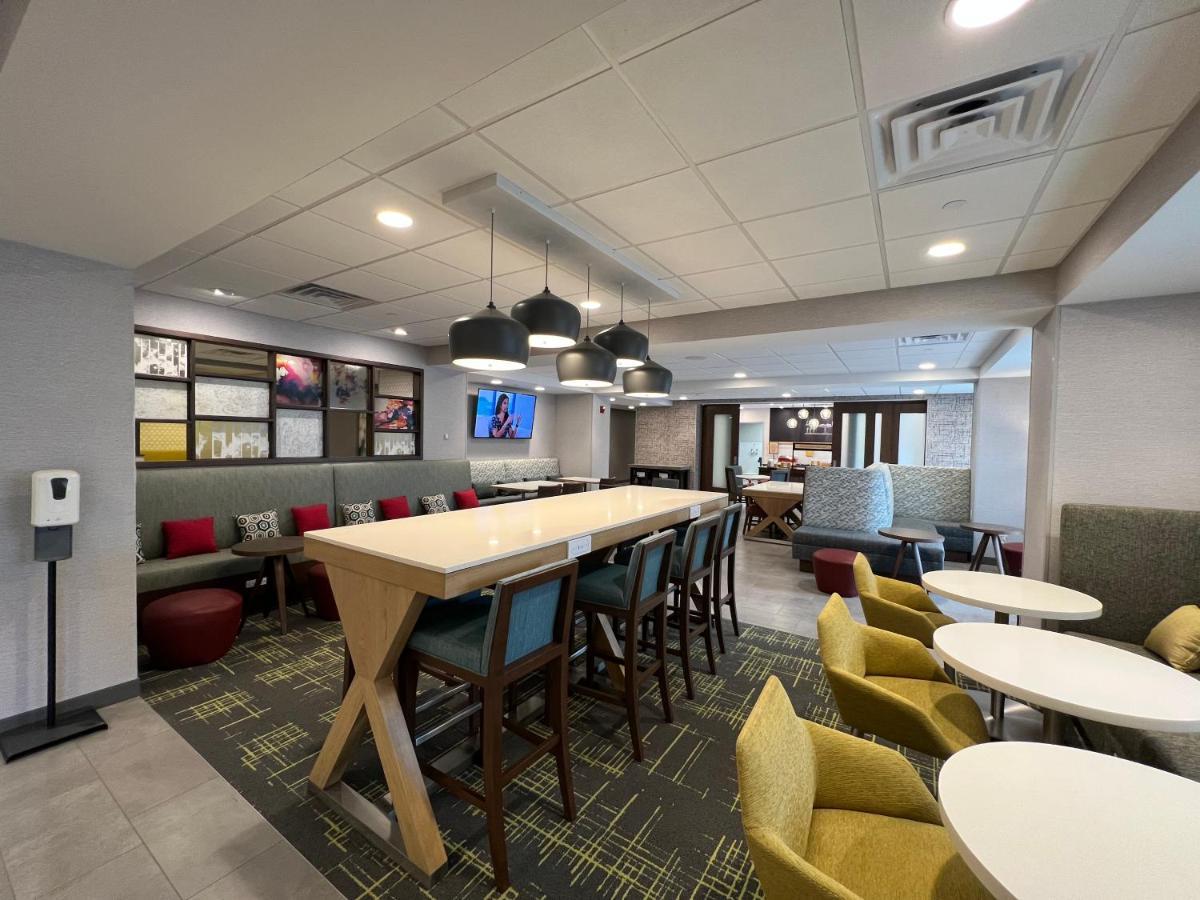 Hampton Inn Lincoln White Mountains Екстериор снимка