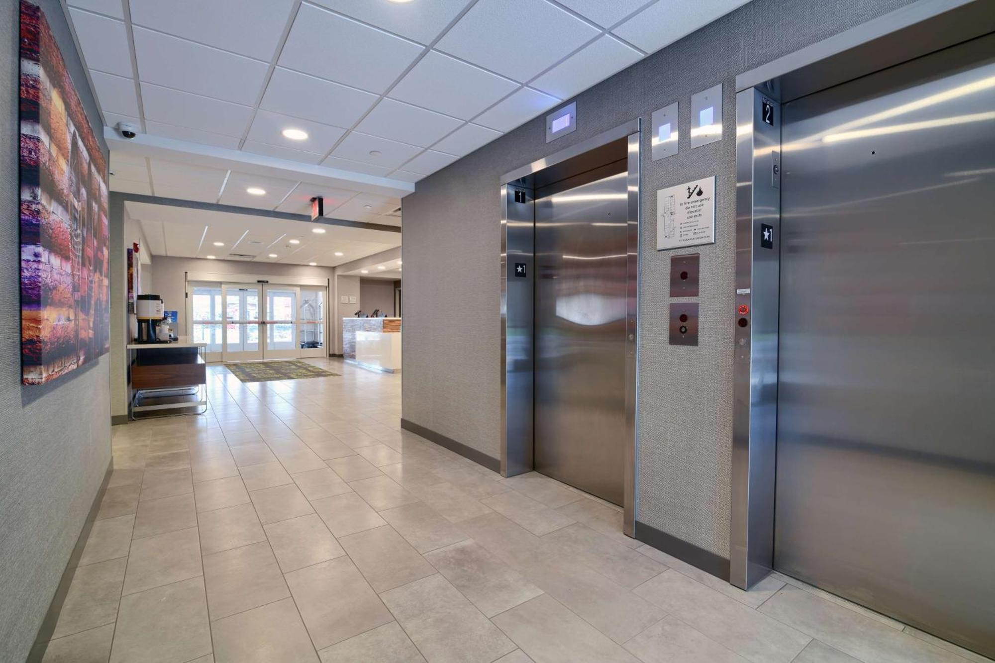 Hampton Inn Lincoln White Mountains Екстериор снимка
